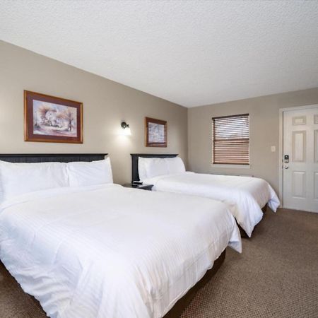 The Hamilton - Lakefront & Studio Suites, Hot Springs Pokoj fotografie