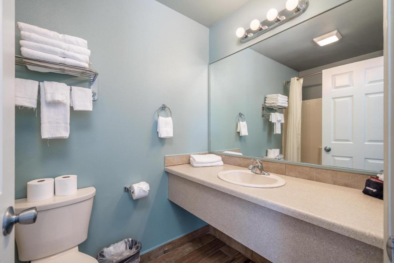 The Hamilton - Lakefront & Studio Suites, Hot Springs Exteriér fotografie